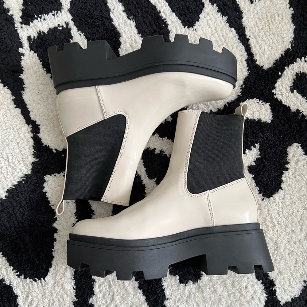 Open Edit Chelsea Boots